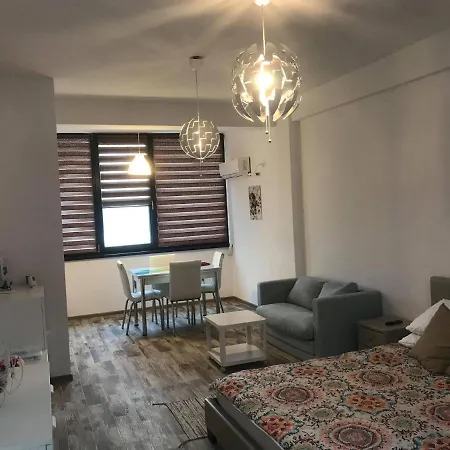 Relax Sea Place דירה מאמאיה