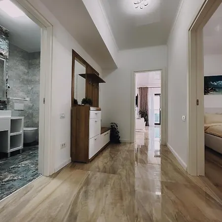 Sea View Apartment Mamaia